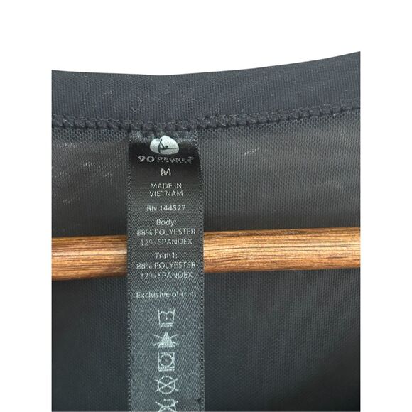 90 Degree Black Tank Top Medium Sleeveless Layered Hem Athletic Activewear - Picture 2 of 5